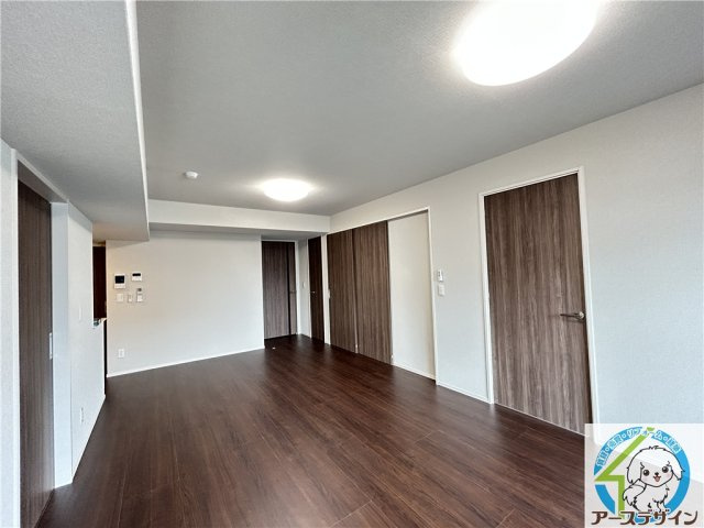 ツナマヨレジデンスの居間・リビング