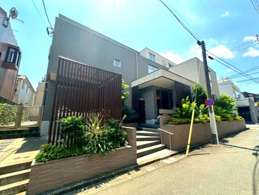 NewSafole代々木上原の外観