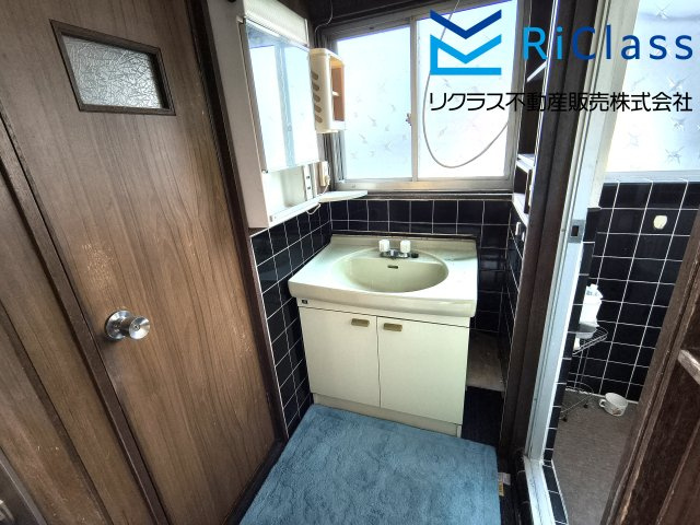 中古戸建　神戸市長田区長尾町1丁目4の独立洗面台|洗面化粧台付き