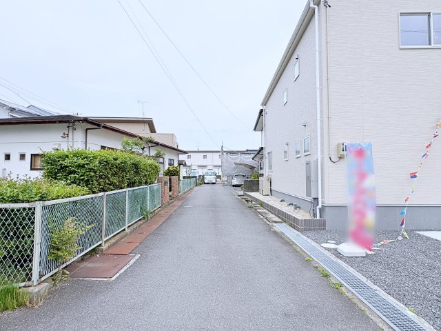 新築戸建・建売　いわき市植田町根小屋第2　Livele Garden　全2棟の前面道路含む現地写真