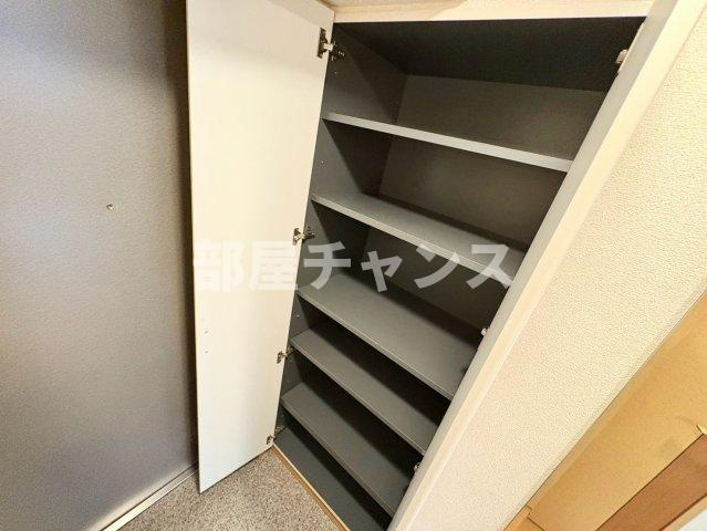 プレサンス名古屋駅前の収納