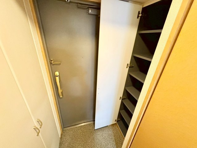 プレサンス名古屋駅前の収納