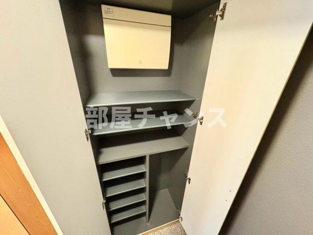 プレサンス名古屋駅前の収納