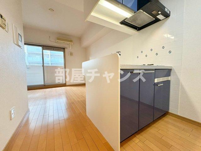 プレサンス名古屋駅前の居間・リビング