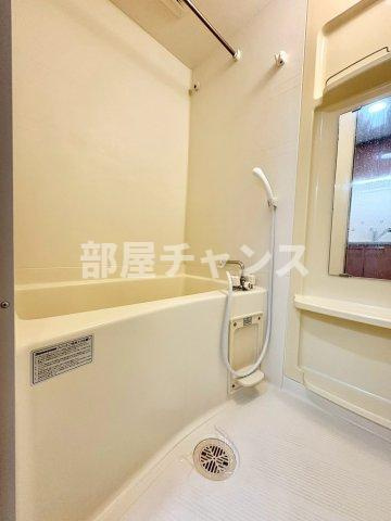プレサンス名古屋駅前の浴室