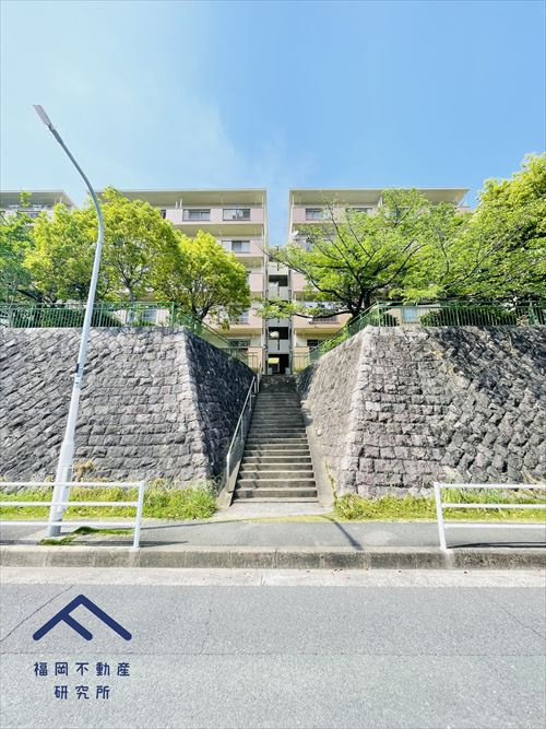 笹の台団地4号棟