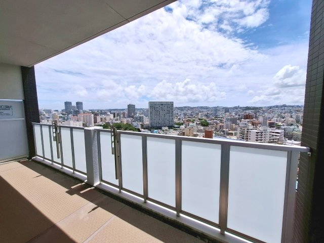 プレサンスロジェ松尾レーヴタワーのバルコニー|シティービュー