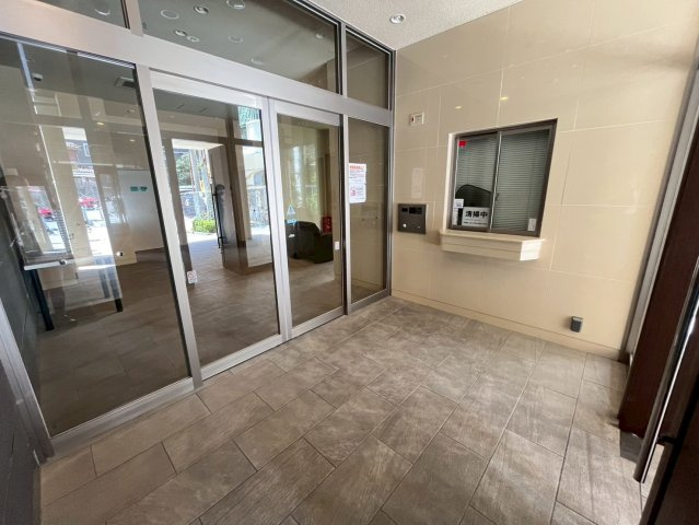 プレサンスロジェ松尾レーヴタワー|エントランス