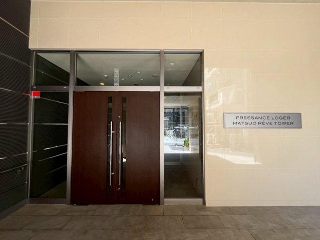 プレサンスロジェ松尾レーヴタワー|エントランス