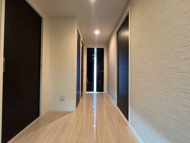 プレサンスロジェ松尾レーヴタワーの玄関|玄関