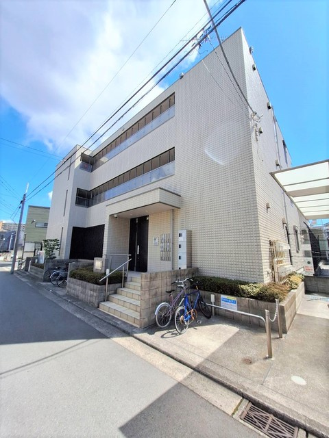 タウンメゾンのエントランス