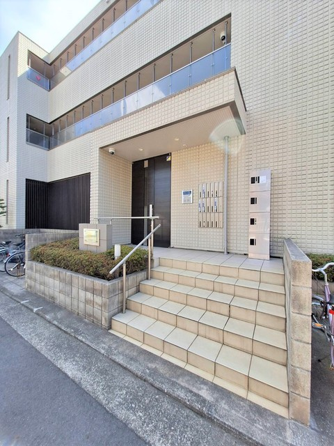 タウンメゾンのエントランス