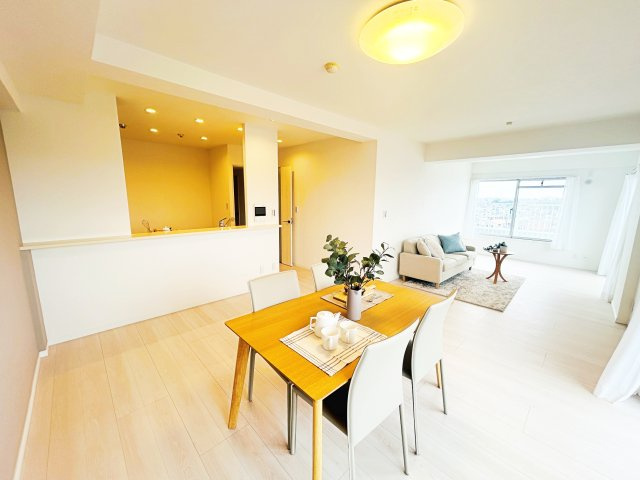 ライオンズマンション昭島第二の居間・リビング