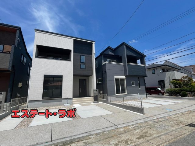 豊田市小坂町13丁目　新築分譲住宅　全3棟　2号棟