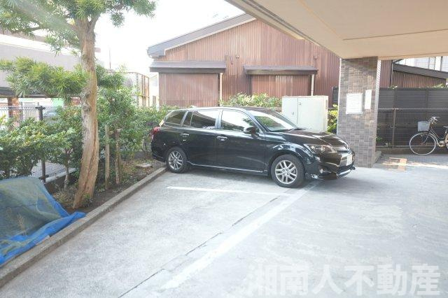 ドラゴンマンション湘南辻堂1番館の駐車場|駐車場です