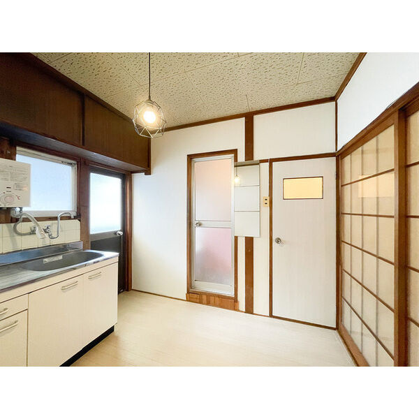 賀茂川荘の居間・リビング