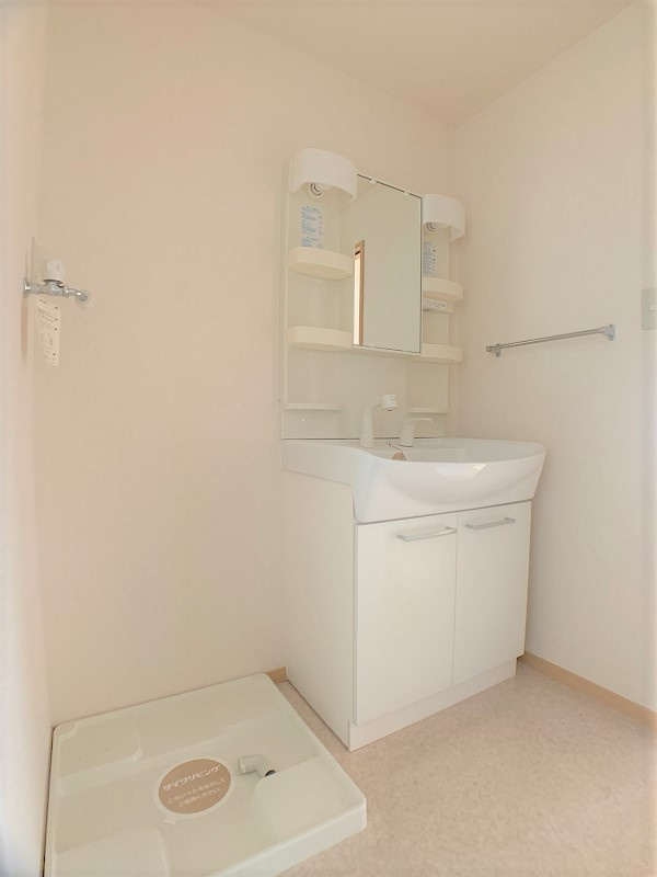 Y'Sレジデンスの独立洗面台