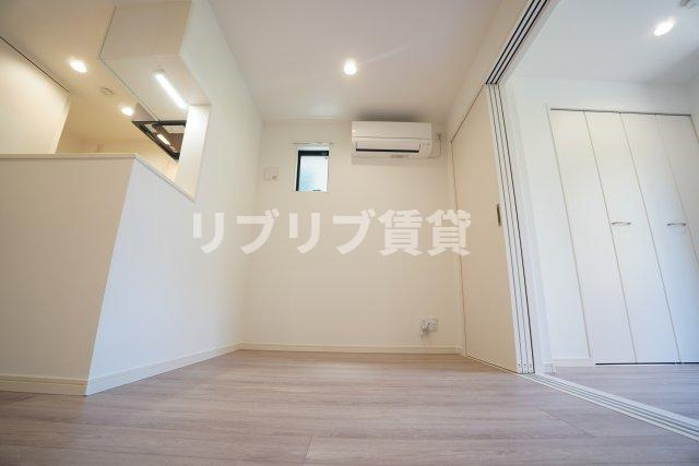 LOTUS Chiba（ロータスチバ）の居間・リビング