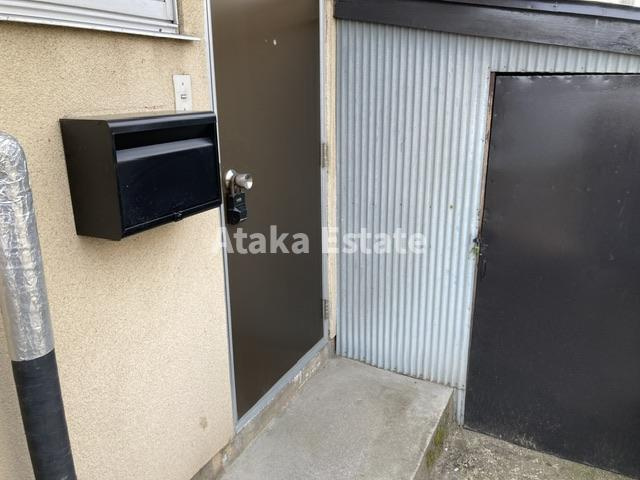 コーポ蓮沼の玄関