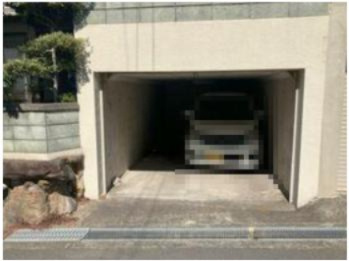 星田８丁目　中古一戸建ての駐車場|■物件内覧・資金計画相談・住宅ローン相談、リフォーム相談、お問合せ受付中■
※当日・翌日のご内覧、ご相談はお電話でのお問合せがスムーズです！