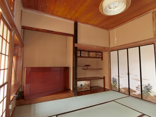 富田1984貸家の和室