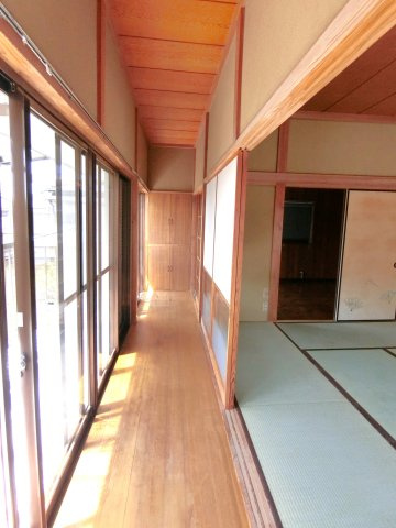 富田1984貸家の内装