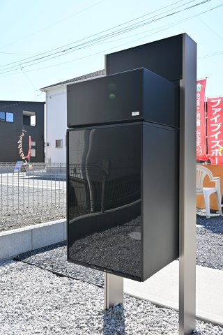 【その他】 | 太田市由良町　13号棟　ファイブイズホーム施工 | 共働き家族にうれしい宅配ボックスで、再配達も減ります！