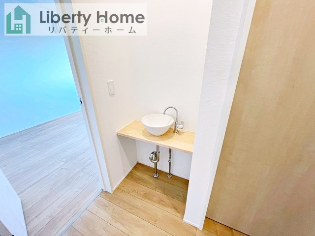 つくば市宝陽台24-2期　新築戸建の独立洗面台