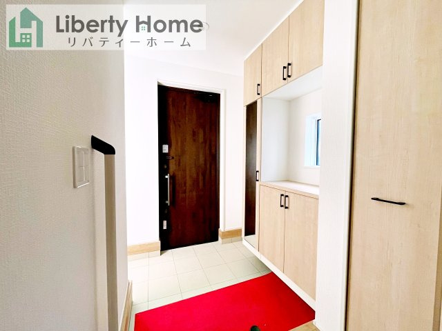 つくば市宝陽台24-2期　新築戸建の玄関