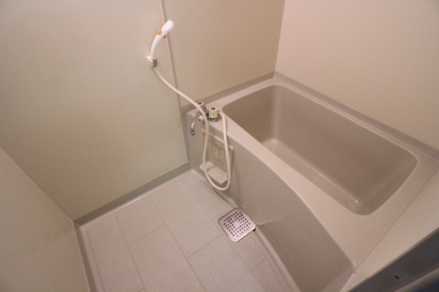 メゾンポパイの浴室