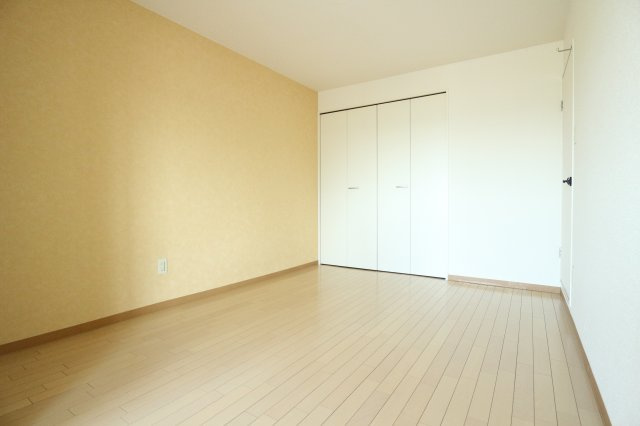 メゾンポパイの洋室