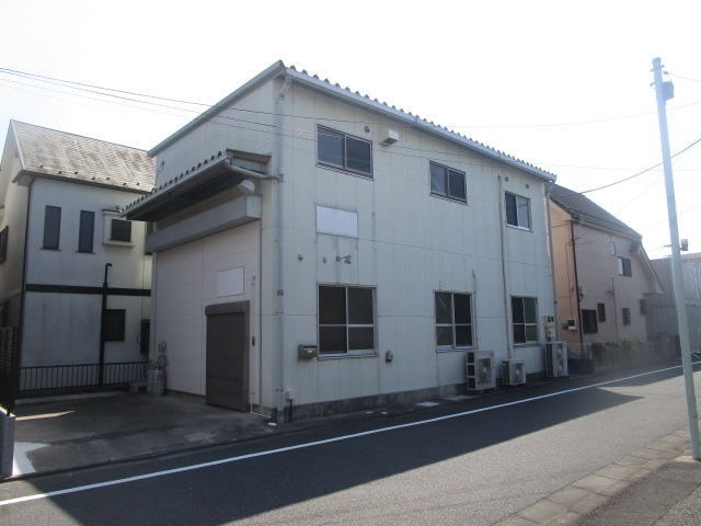 葛飾区東金町７丁目の工場