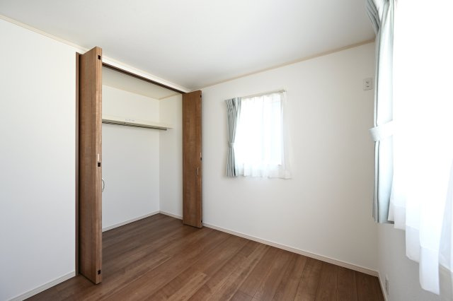 【洋室】 | 太田市由良町　16号棟　 | 子ども部屋にピッタリな2階の洋室です！