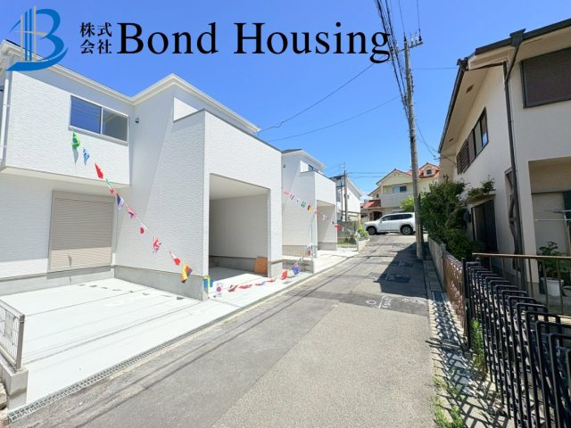 「南東角地」「人丸小学校区」東野町 全2棟2号棟の前面道路含む現地写真