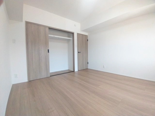 【洋室】サーム新石山弐番館 