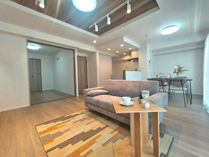 【居間・リビング】サーム新石山弐番館 