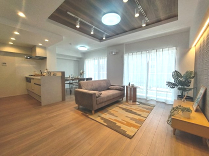 【居間・リビング】サーム新石山弐番館 