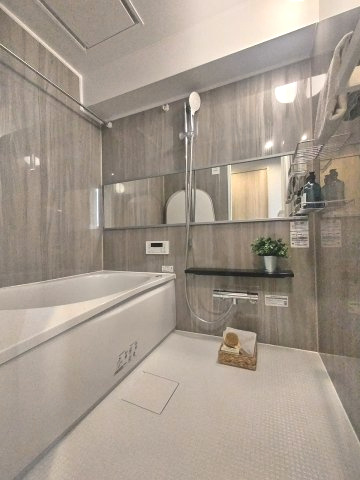 【浴室】サーム新石山弐番館 