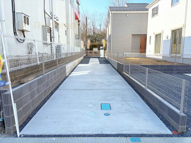 つくば市花畑3丁目24-1期　新築戸建て　4号棟の駐車場|カースペースは2台お停めいただけます♪