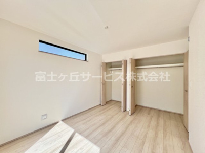 【寝室】 | 沼津市東熊堂 新築一戸建て 1号棟 | 6.62帖の寝室です