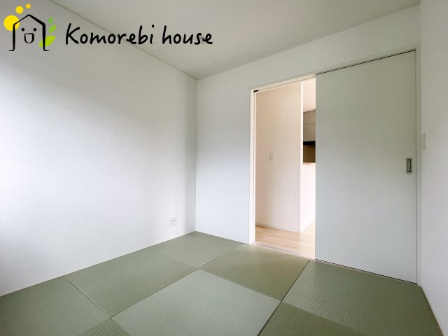 さいたま市西区宝来第1　新築一戸建て　クレイドルガーデン　01の和室|和室があれば客間としても活用できます