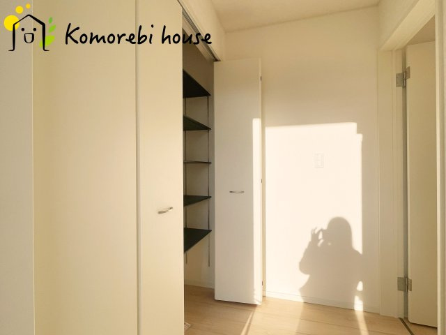 さいたま市西区宝来第1　新築一戸建て　クレイドルガーデン　01の玄関|シンプルで使いやすい玄関です