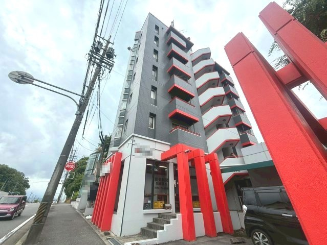 コメルスⅢの外観