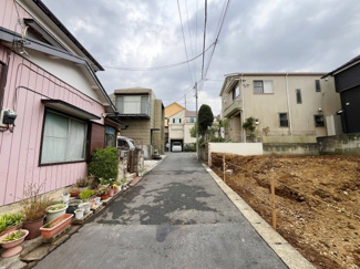 【前面道路含む現地写真】