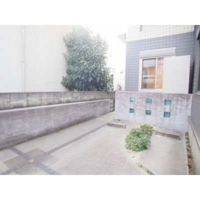 【駐車場】 | 根岸四丁目一戸建貸家