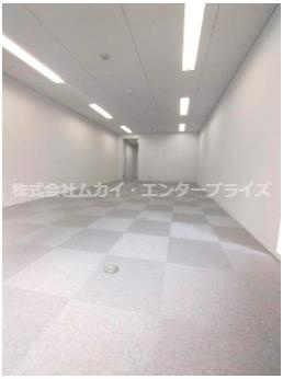 四条通油小路　貸ビルの内装|おしゃれな内装です