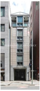 四条通油小路　貸ビルの外観|きれいな外観です