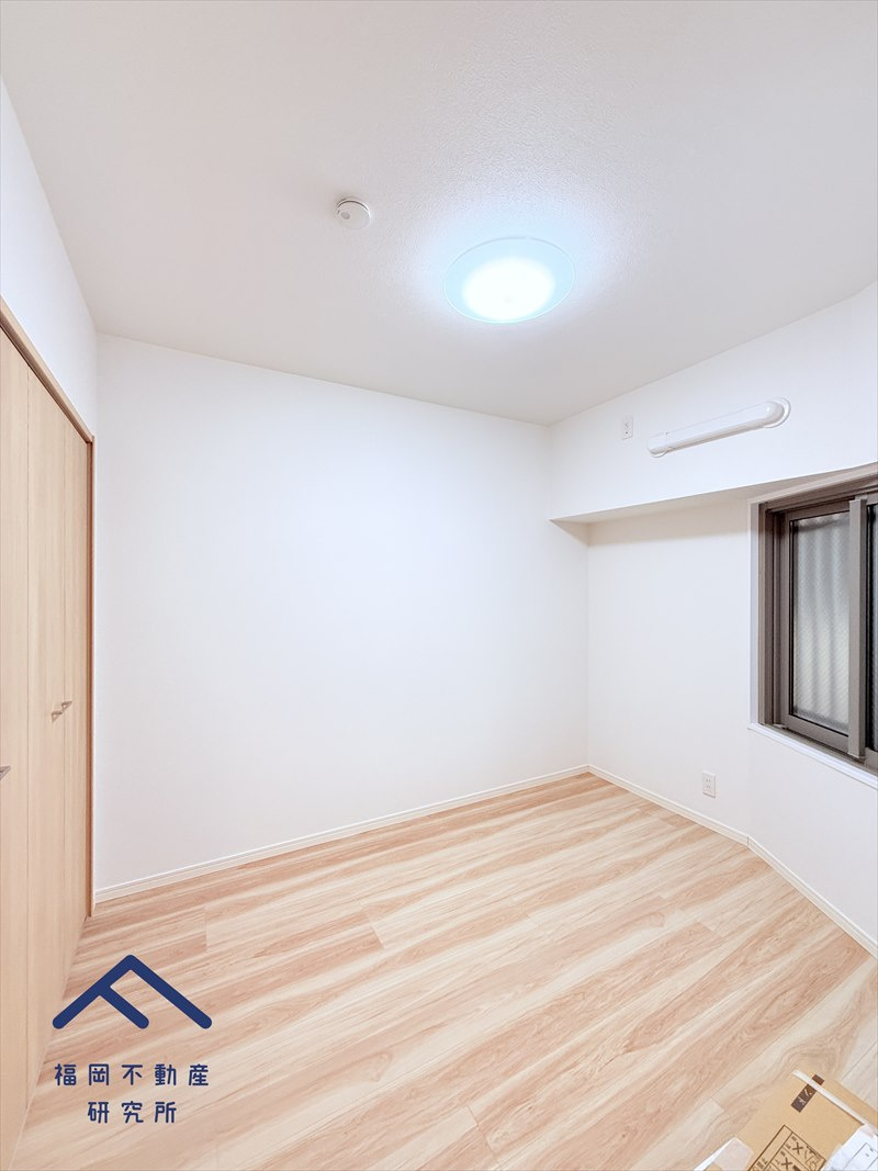 ロワールマンション福間の洋室