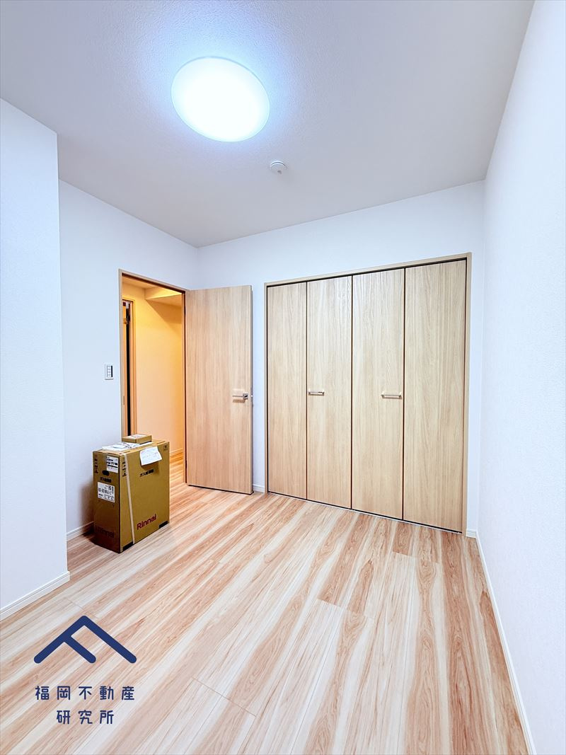 ロワールマンション福間の洋室