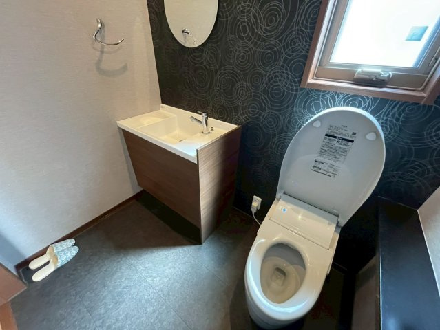 －三丁目不動産-　秩父市東町　積水ハウス施工のトイレ